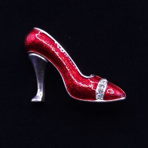 Red High Heel Shoe Brooch